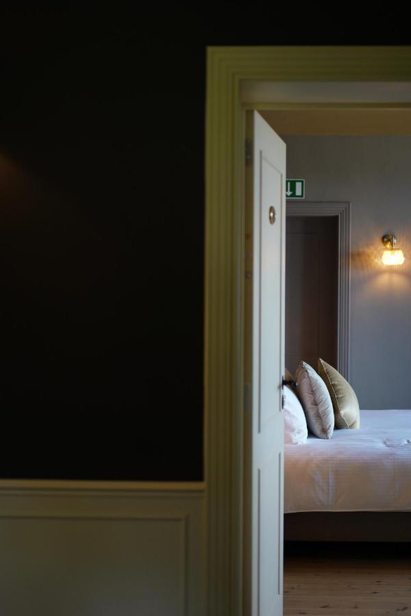 Les Terrasses Des Falizes B&B โรชฟอร์ ภายนอก รูปภาพ