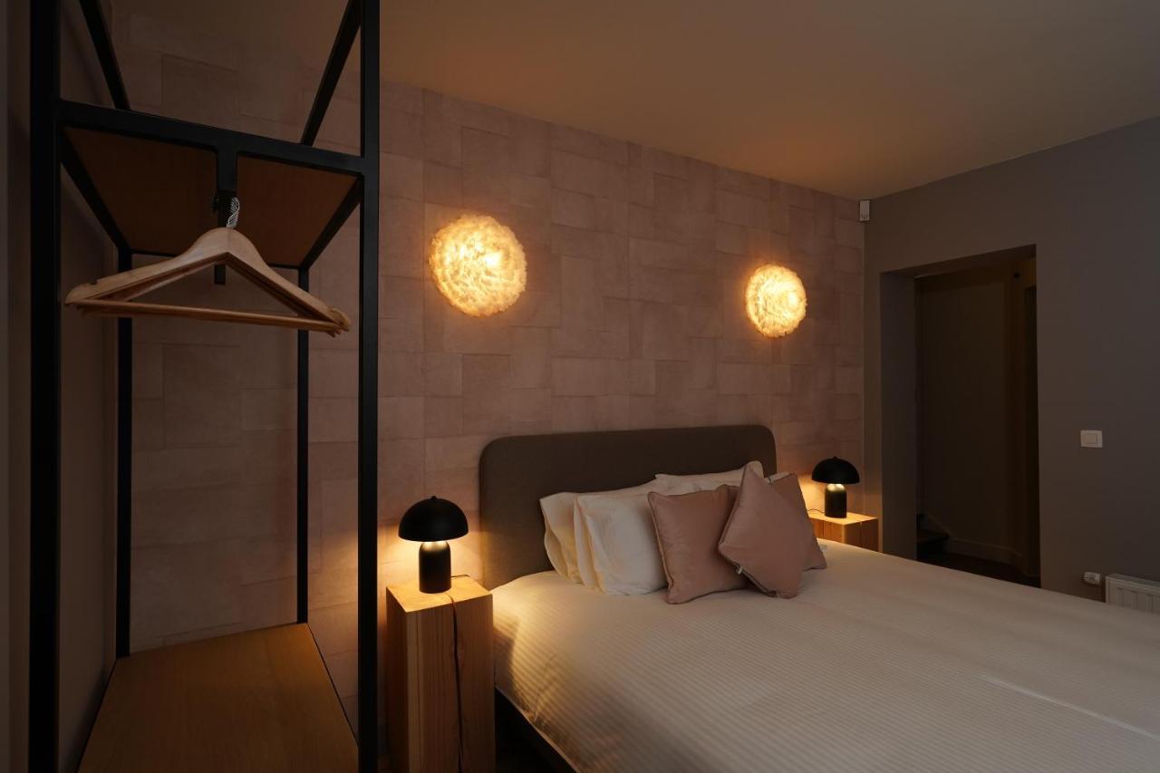 Les Terrasses Des Falizes B&B โรชฟอร์ ภายนอก รูปภาพ