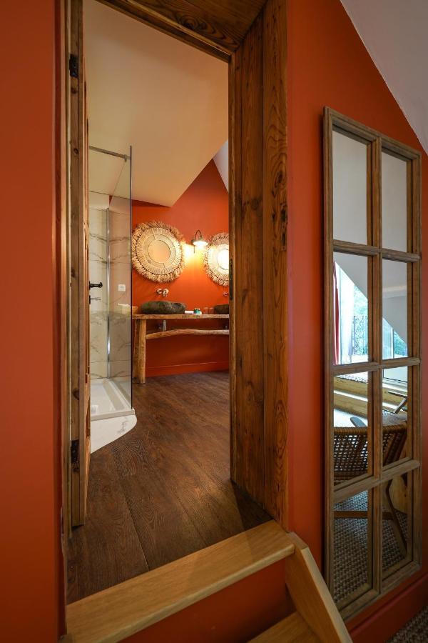 Les Terrasses Des Falizes B&B โรชฟอร์ ภายนอก รูปภาพ